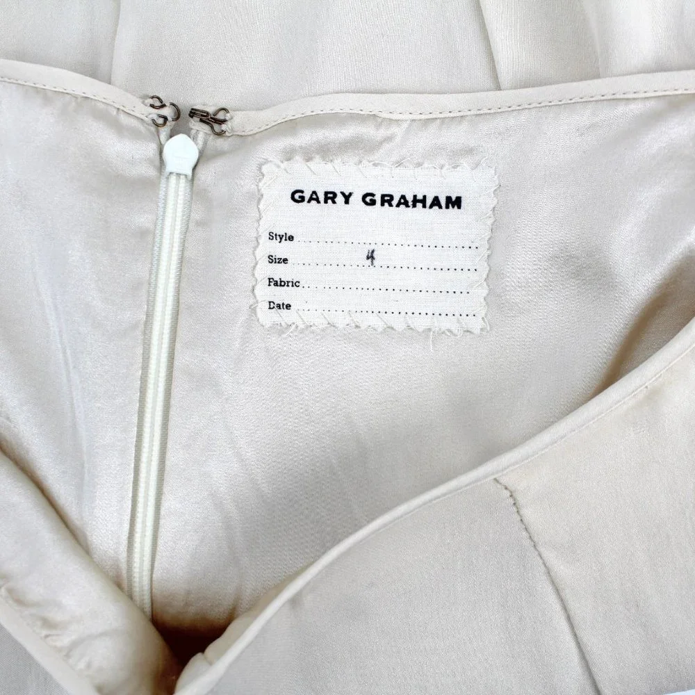 GARY GRAHAM Cream Silk Pleated Skirt Knee Length Scalloped Hem Lined 4 Runs Big - Picture 8 of 10